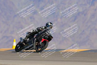 media/Oct-01-2023-SoCal Trackdays (Sun) [[4c570cc352]]/Turn 9 Set 1 (950am)/